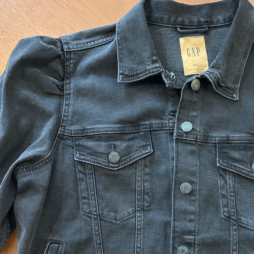 GAP Black Washed Denim Trucker Jacket